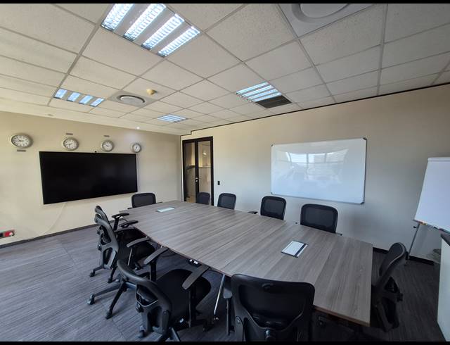 423M² OFFICE TO LET IN SANDTON CENTRAL